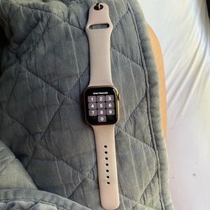 Apple Watch series 4 40mm